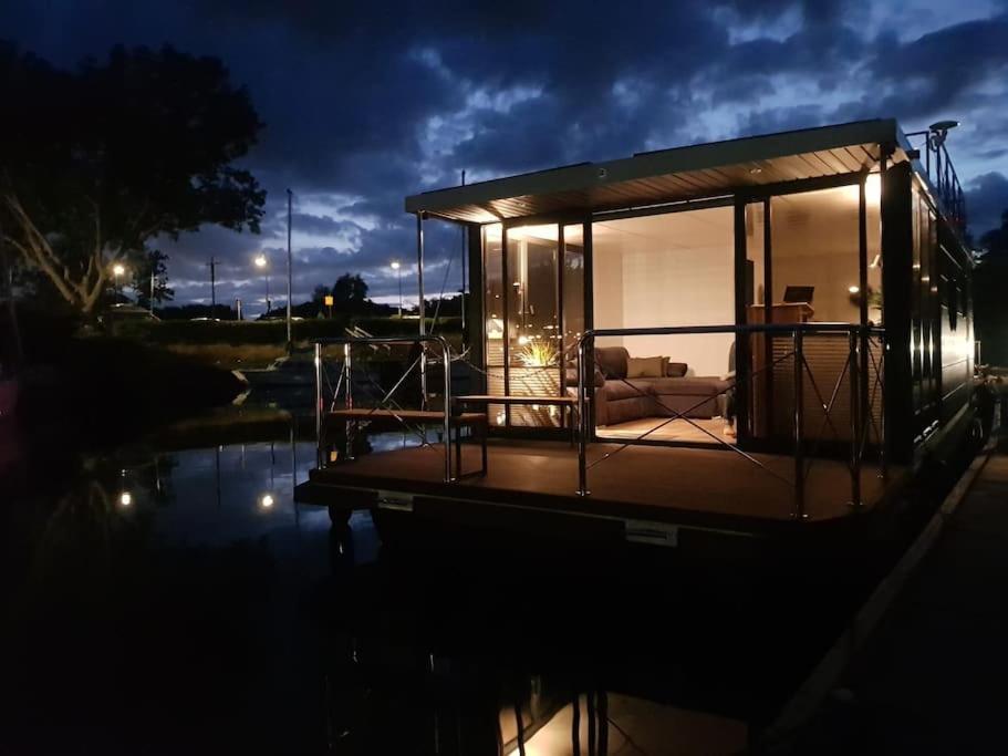 Hotel Modern, Brand New Houseboat Near Amsterdam Monnickendam Exteriér fotografie